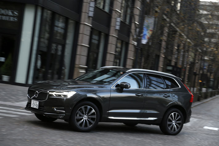 ボルボ XC60 T5 AWD Inscription(インスクリプション)＜Drive-E 直4 2.0リッターガソリン直噴ターボ＞