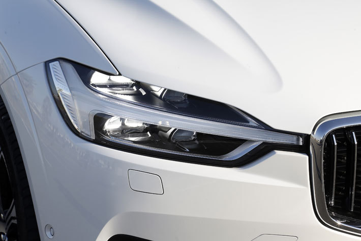 ボルボ 新型 XC60 T8 TwinEngine(PHV)AWD Inscription＜プラグインハイブリッドモデル＞