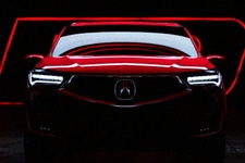 米ホンダ、アキュラのエントリーSUV 新型RDXを世界初公開