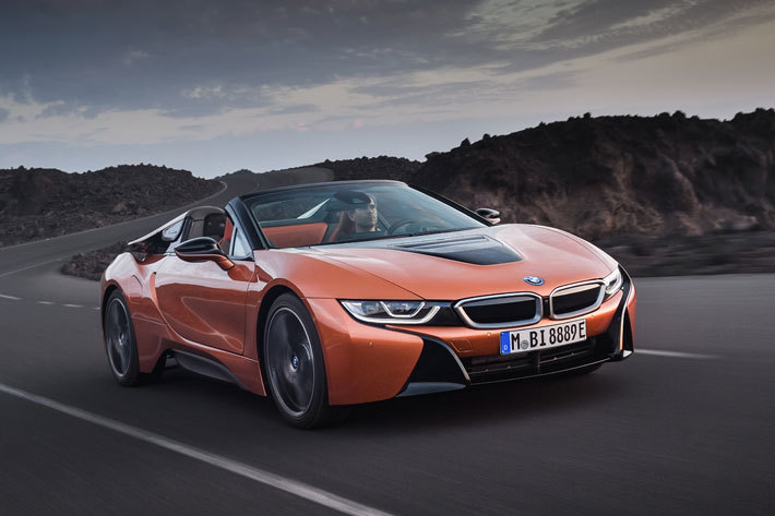 BMW i8ロードスター