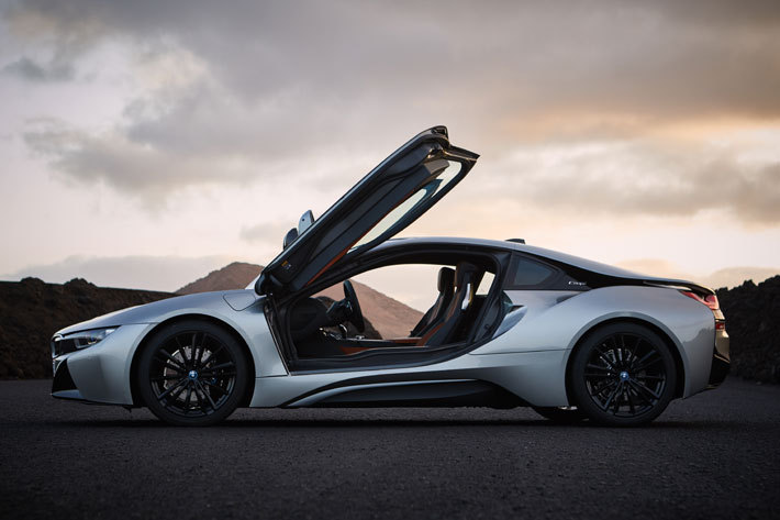 BMW i8クーペ