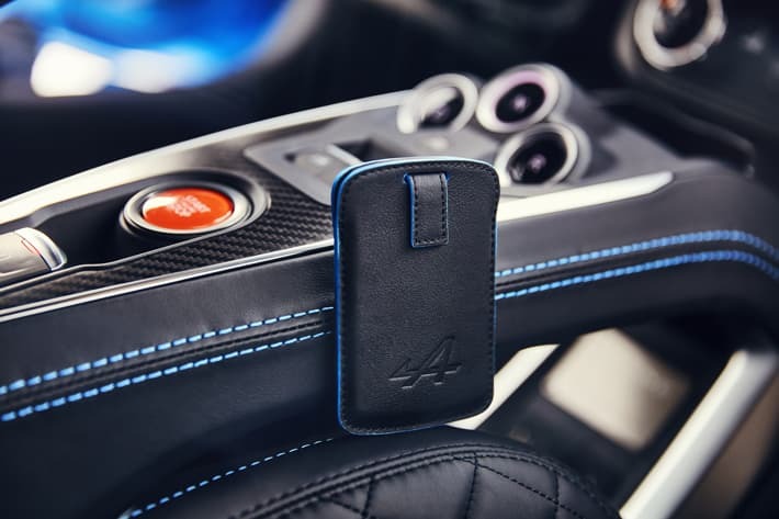 アルピーヌ A110