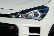 トヨタ  ヴィッツGR