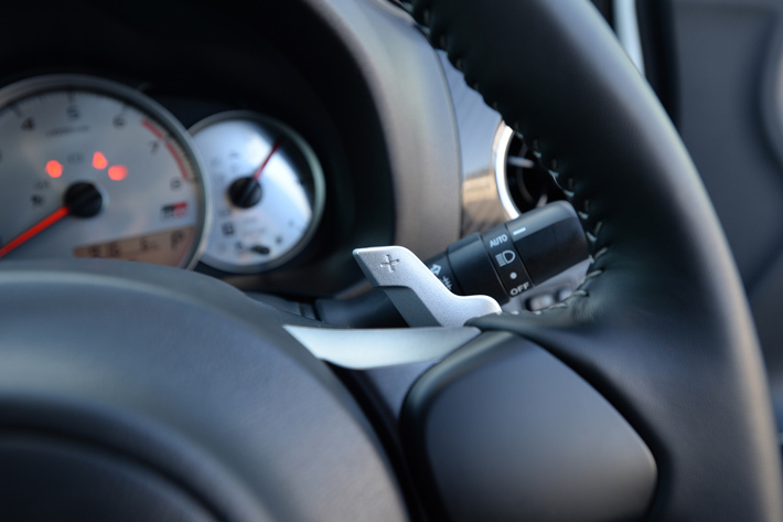 トヨタ  ヴィッツGR