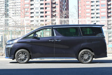 トヨタ 新型ヴェルファイア ハイブリッド エグゼクティブラウンジZ