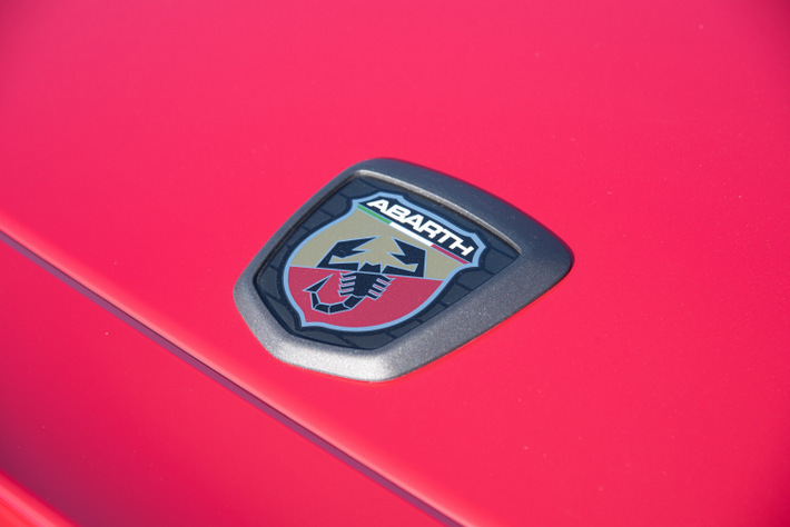 アバルト 124スパイダー