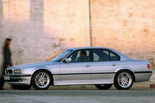 BMW 735i