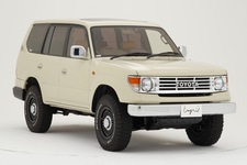 Renoca×Ungrid 「Evelyn」ベース車両：トヨタ ランドクルーザー95プラド