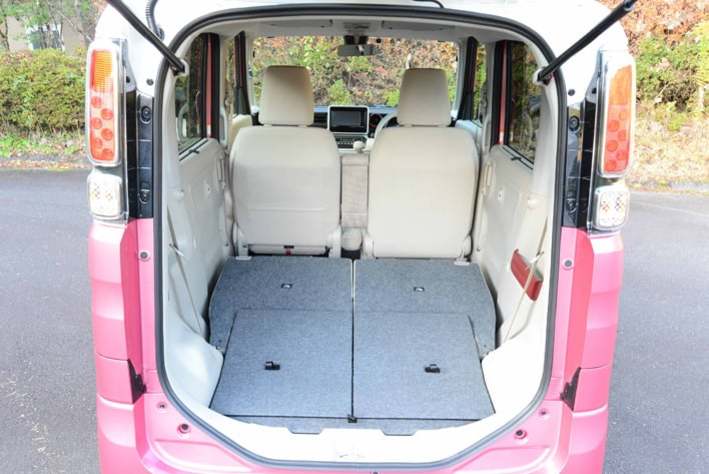 スズキ 新型スペーシアの荷室・シートアレンジ