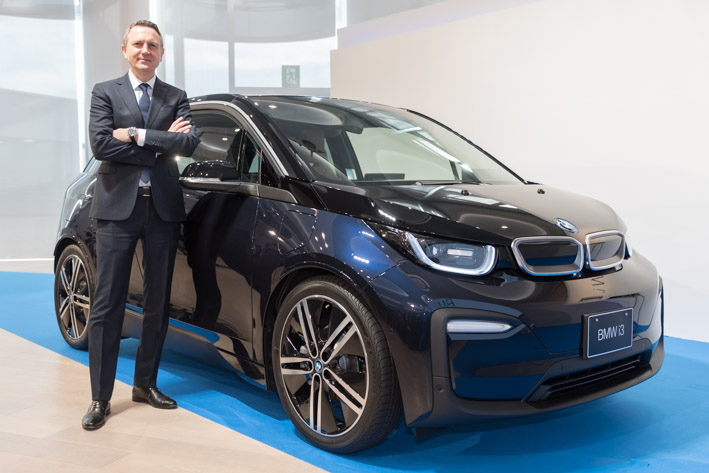 Bmwの量産ev車 新型i3がマイナーチェンジ 大幅エクステリア変更と航続距離390kmがウリ 発表会レポート 新型車リリース速報 Mota