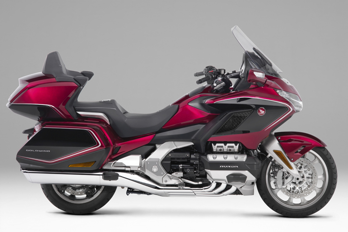 ホンダ ゴールドウイングツアー／Gold Wing Tour Dual Clutch Transmission <AIRBAG>