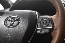 トヨタ 新型アバロン リミテッド ハイブリッド