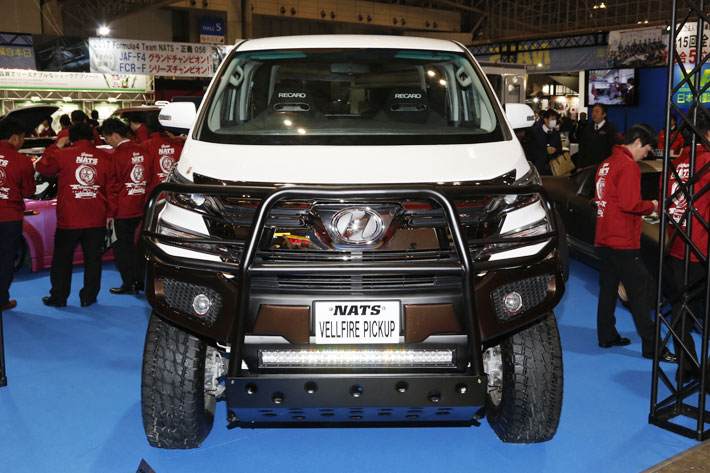 東京オートサロンを振り返る】学生ならではの自由な発想で業界の大人