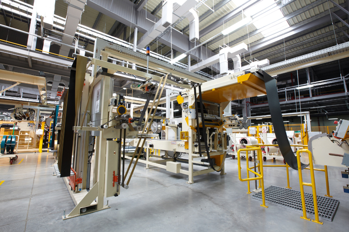 ポルシェにも認められた韓国タイヤメーカーが新たに日本に挑む理由