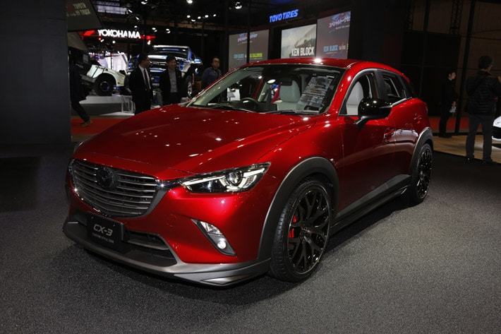 マツダブースに展示されたCX-3 CUSTOM STYLE 2018