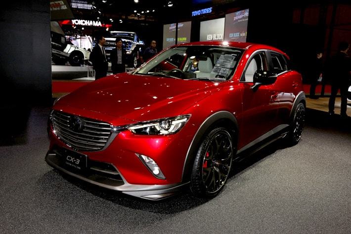 マツダブースに展示されたCX-3 CUSTOM STYLE 2018