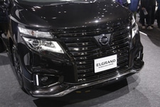 日産 エルグランド 特別仕様車 ハイウェイスター ジェットブラックアーバンクロム／東京オートサロン2018