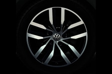 フォルクスワーゲン ゴルフ/ゴルフヴァリアント 限定車「ディナウディオ エディション」