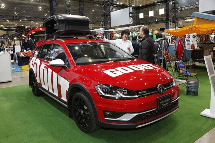 ワーゲンバス”と50年代風ビートルがむしろ新鮮！？VWの今を一望できる