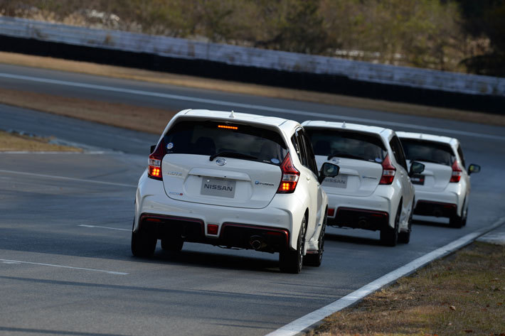 NISMOドライビングアカデミー