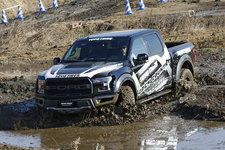 トーヨータイヤ オープンカントリー「M/T」を装着したフォード F-150