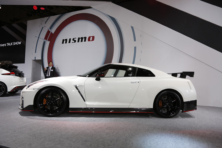 デアゴスティーニ、「週刊 日産 GT-R NISMO」を発売!1/8 デアゴスティーニ、「週刊 日産 GT-R NISMO」を発売!1/8