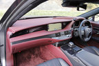 レクサス 新型LS500h ”EXECUTIVE”[FR・V6 3.5リッター マルチステージハイブリッドシステム／インテリアカラー：クリムゾン＆ブラック]