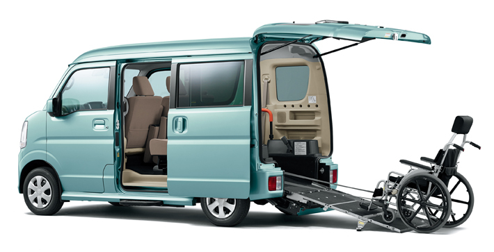 エブリイワゴン 車いす移動車 電動オートステップ装着車