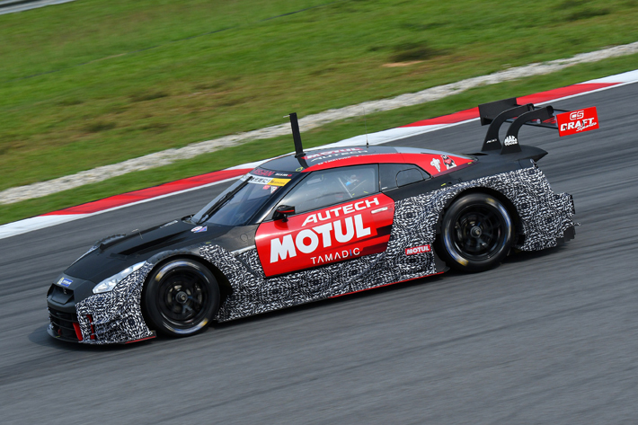 MOTUL AUTECH GT-R