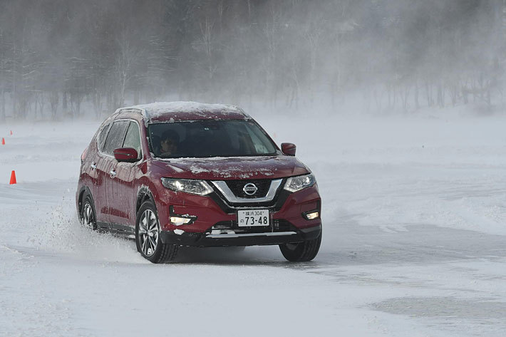 日産 雪上・氷上試乗レポート｜日産 エクストレイル