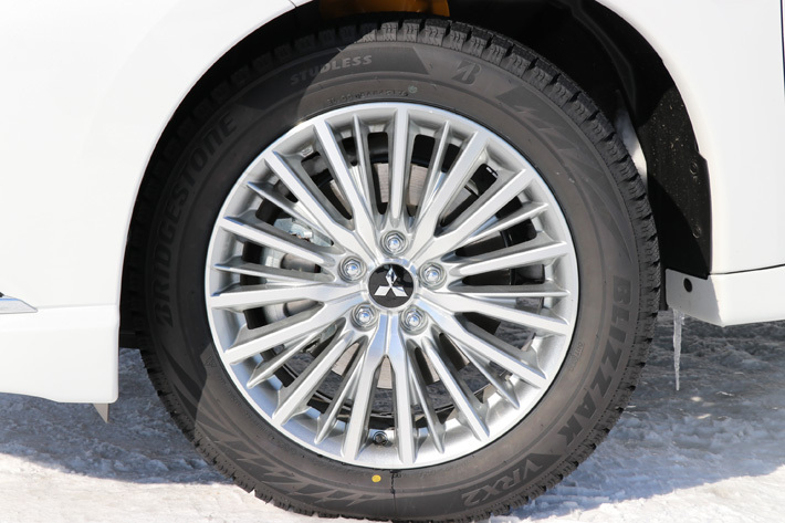 三菱 新型アウトランダーPHEV