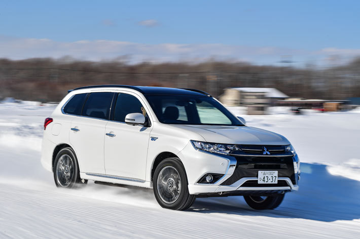 三菱 アウトランダーPHEV