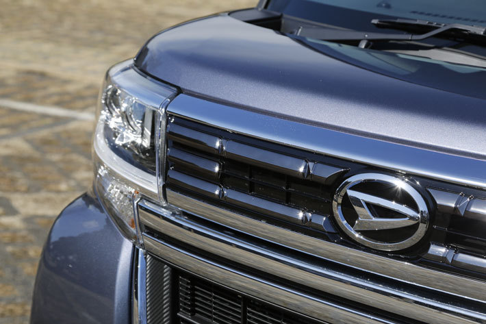 ダイハツ タントカスタム