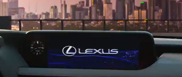 レクサス UX（欧州仕様）／YouTube トヨタグローバルニュースルームより