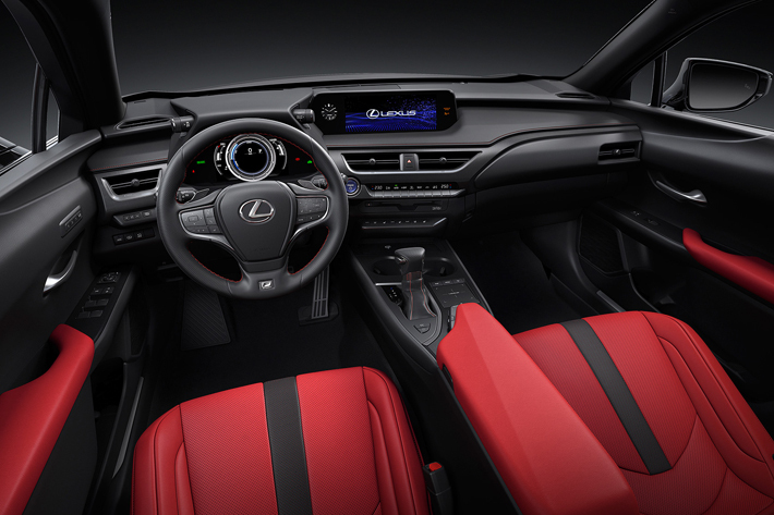 レクサス 新型UX ”Fスポーツ”