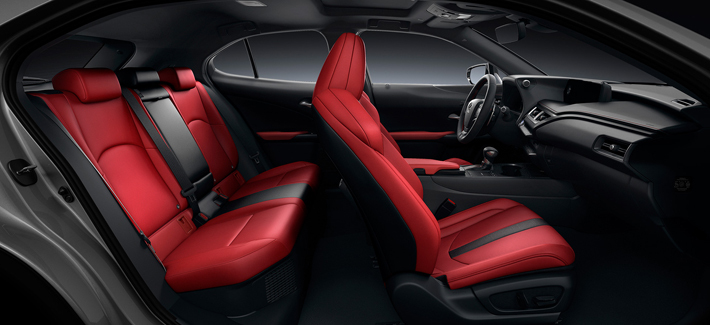 レクサス 新型UX ”Fスポーツ”