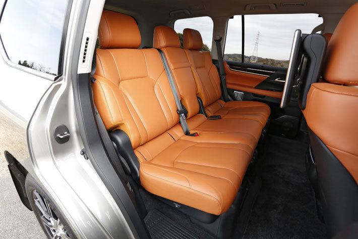 渡辺直美の愛車は1000万円超のレクサス Lx570 購入して3日でこする 画像ギャラリー No 1 業界先取り 業界ニュース 自動車ニュース21国産車から輸入車まで Mota 渡辺直美の愛車は1000万円超のレクサス Lx570 購入して3日でこする 画像ギャラリー No 1 業界先取り 業界ニュース 自動車ニュース21国産車から輸入車まで Mota