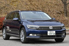 フォルクスワーゲン 新型パサートヴァリアント ”TDI ハイライン”[ボディカラー：アトランティックブルーメタリック]＜※車体サイド部の”TDI”デカールは試乗車専用の特別装飾＞