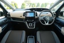 日産 セレナe-POWERの内装