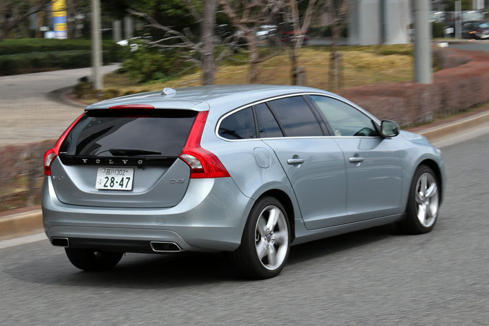 ボルボ V60 D4 クラシック