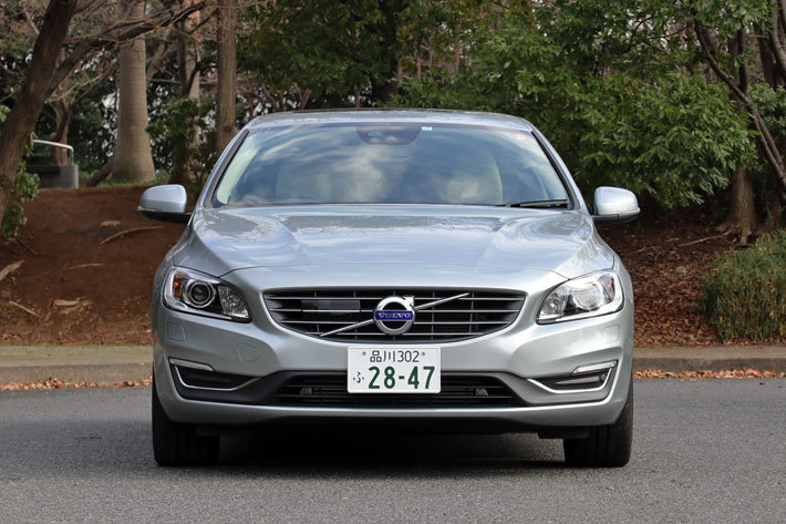 ボルボ V60 D4 クラシック