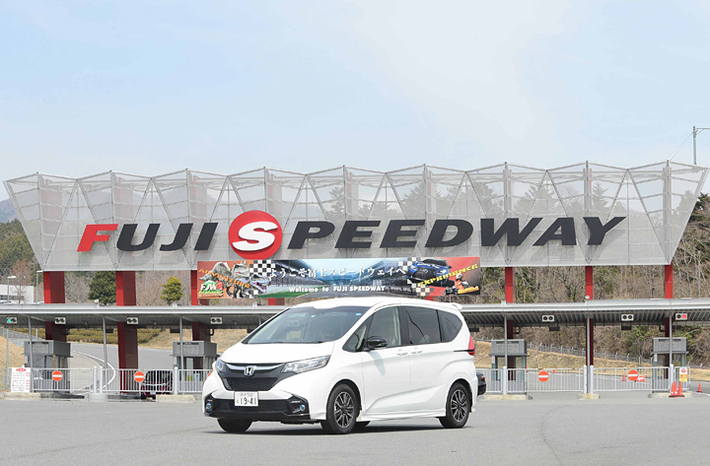 ホンダ フリードModuloX