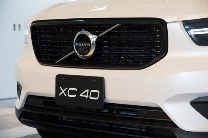 ボルボ XC40