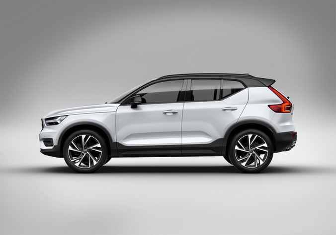 ボルボ XC40