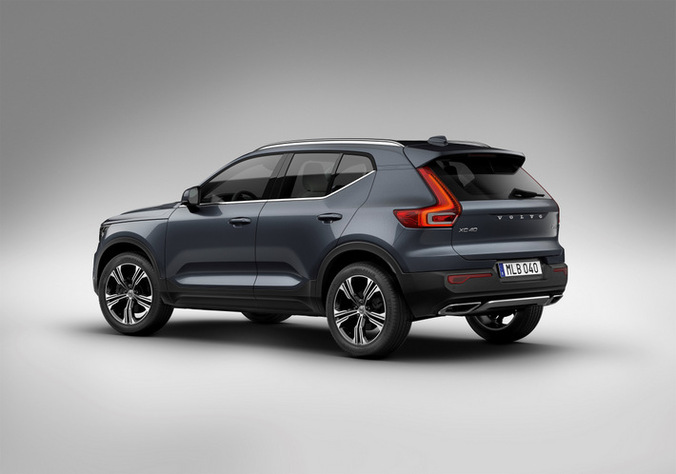 ボルボ XC40