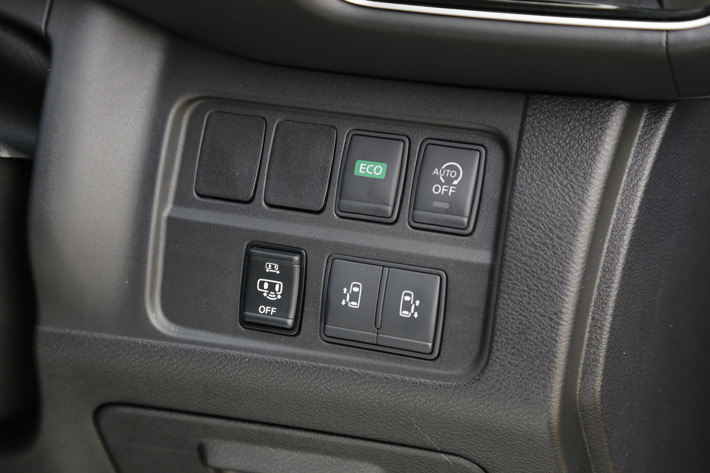 日産 セレナAUTECH SPORTS SPEC