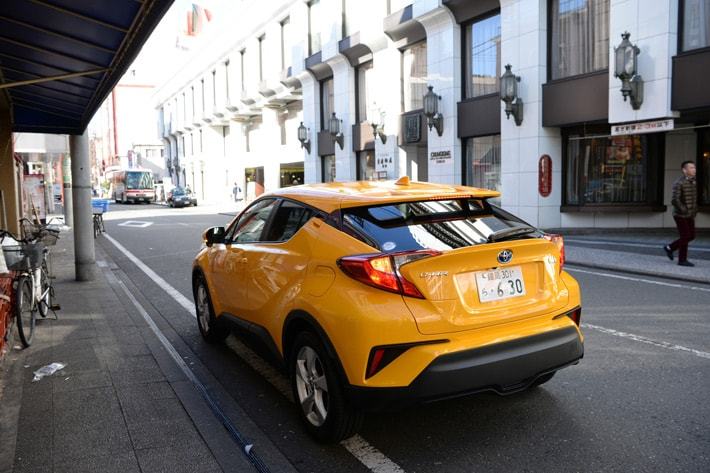 トヨタ C-HR(ハイブリッド)