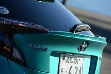 トヨタ C-HR(ハイブリッド)