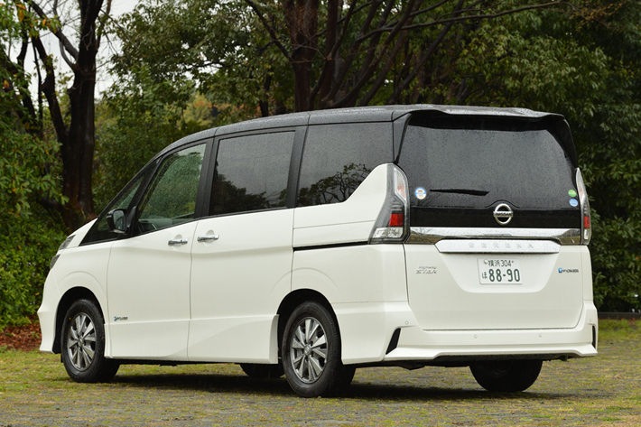 日産 セレナe-POWER