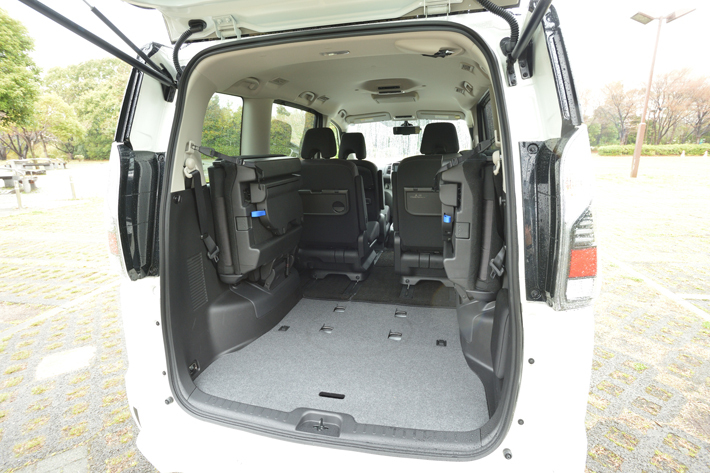 日産 セレナe-POWER